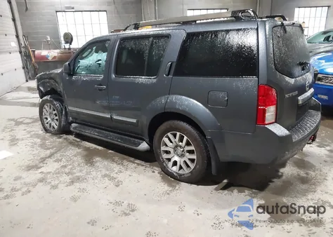 2011 Nissan Pathfinder Le из США, поврежденный, VIN 5N1AR1NB3BC622082